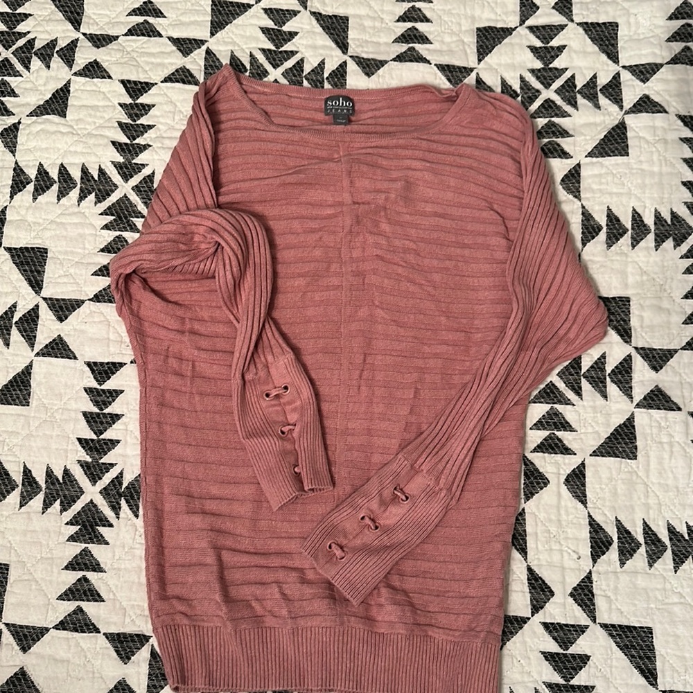Women’s sweater